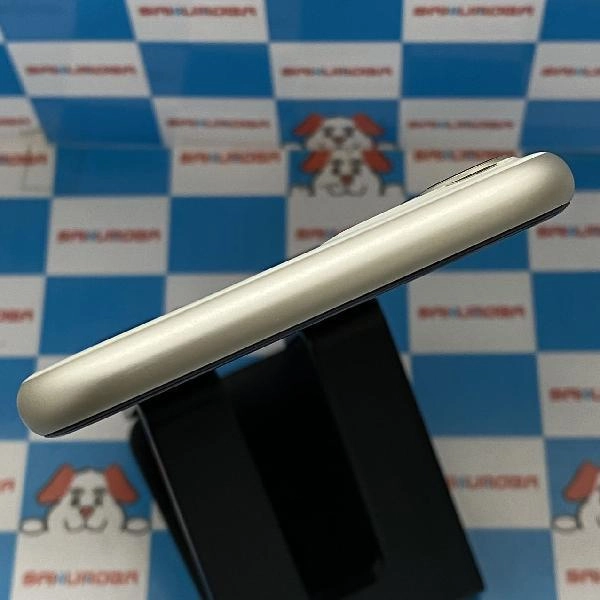 iPhone11 au版SIMフリー 64GB MWLU2J/A A2221 極美品 ホワイト