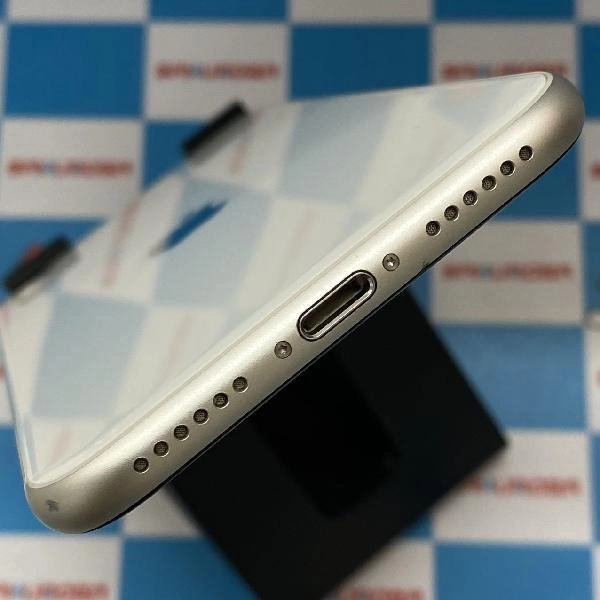 iPhoneSE 第3世代 Apple版SIMフリー 128GB MMYG3J/A A2782