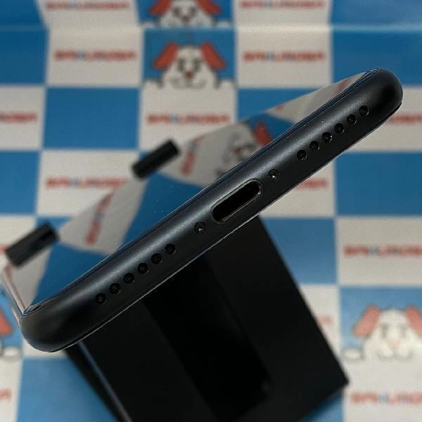 iPhoneSE 第3世代 docomo版SIMフリー 64GB MMYC3J/A A2782 極美品