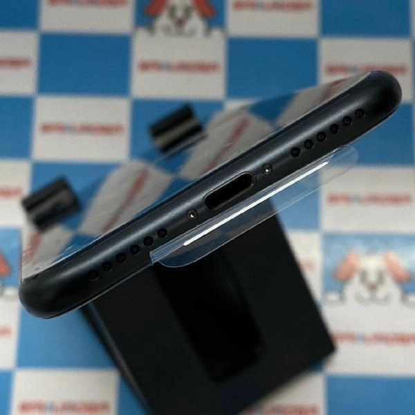 iPhoneSE 第3世代 docomo版SIMフリー 64GB MMYC3J/A A2782 開封未使用