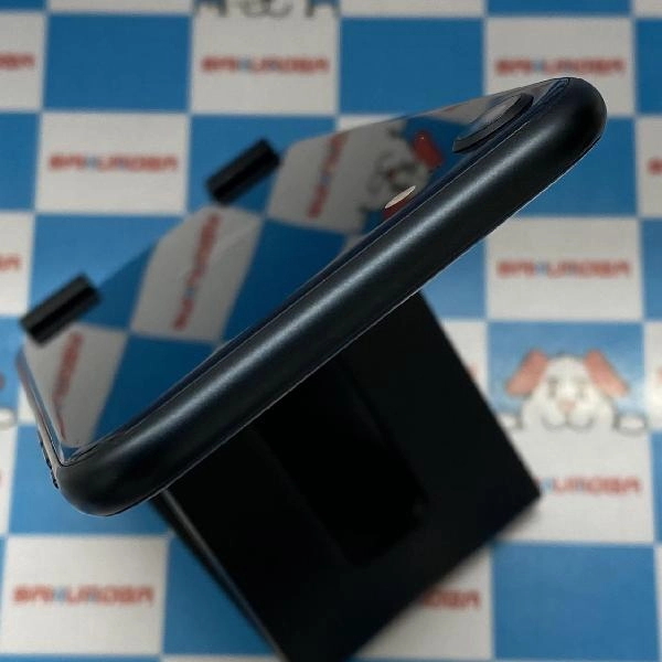 iPhoneSE 第3世代 Apple版SIMフリー 128GB MMYF3J/A A2782 美品