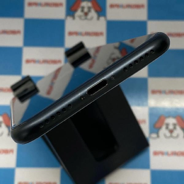 iPhoneSE 第3世代 Apple版SIMフリー 128GB MMYF3J/A A2782