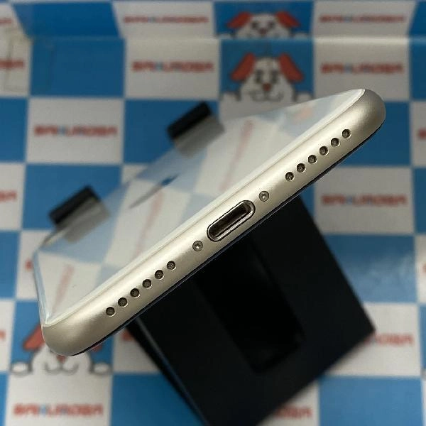 iPhoneSE 第3世代 SoftBank版SIMフリー 128GB MMYF3J/A A2782