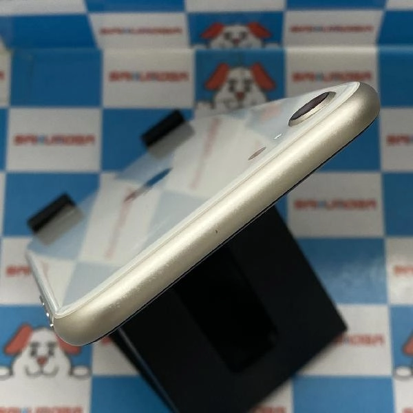 iPhoneSE 第3世代 SoftBank版SIMフリー 128GB MMYF3J/A A2782