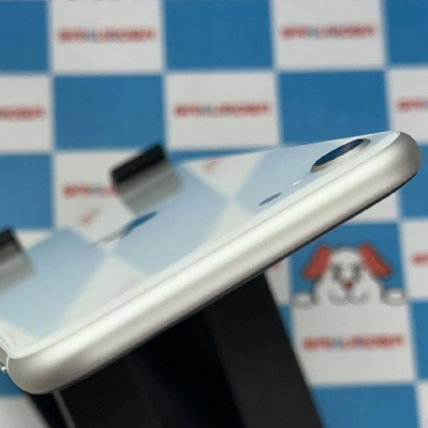 iPhoneSE 第2世代 楽天モバイル版SIMフリー 64GB MHGQ3J/A A2296 極美品 ホワイト