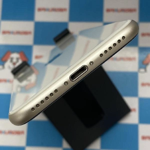 iPhoneSE 第3世代 Apple版SIMフリー 128GB MMYG3J/A A2782