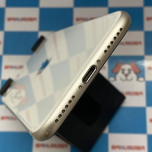 iPhoneSE 第3世代 Apple版SIMフリー 128GB MMYG3J/A A2782