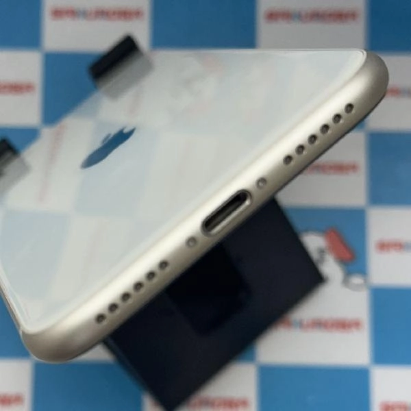 iPhoneSE 第3世代 Apple版SIMフリー 128GB MMYG3J/A A2782 極美品