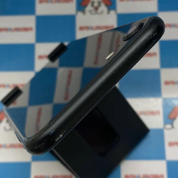 iPhoneSE 第2世代 au版SIMフリー 128GB NXD02J/A A2296 ブラック