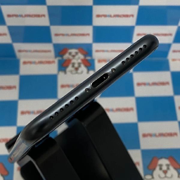 iPhoneSE 第3世代 Apple版SIMフリー 256GB MMYJ3J/A A2782 美品