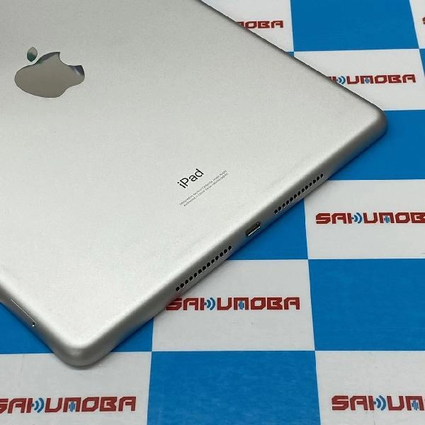 iPad 第8世代 docomo版SIMフリー 128GB MYMM2J/A A2429 極美品