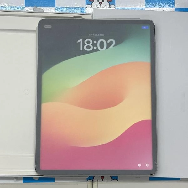 iPad Pro 12.9インチ 第6世代 SoftBank版SIMフリー 256GB MP213J/A A2437 開封未使用