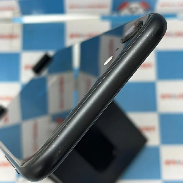 iPhoneSE 第2世代 Apple版SIMフリー 64GB MHGP3J/A A2296 極美品 ブラック