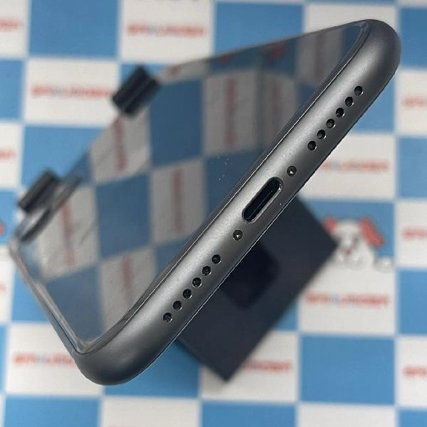 iPhone11 docomo版SIMフリー 128GB MWM02J/A A2221 美品 ブラック