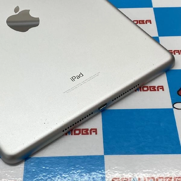 iPad 第6世代 au版SIMフリー 32GB MR6P2J/A A1954