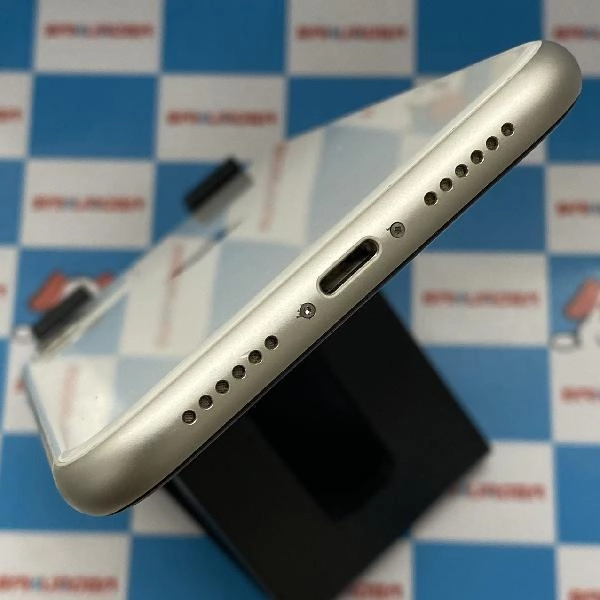 iPhone11 Apple版SIMフリー 128GB MWM22J/A A2221 ホワイト