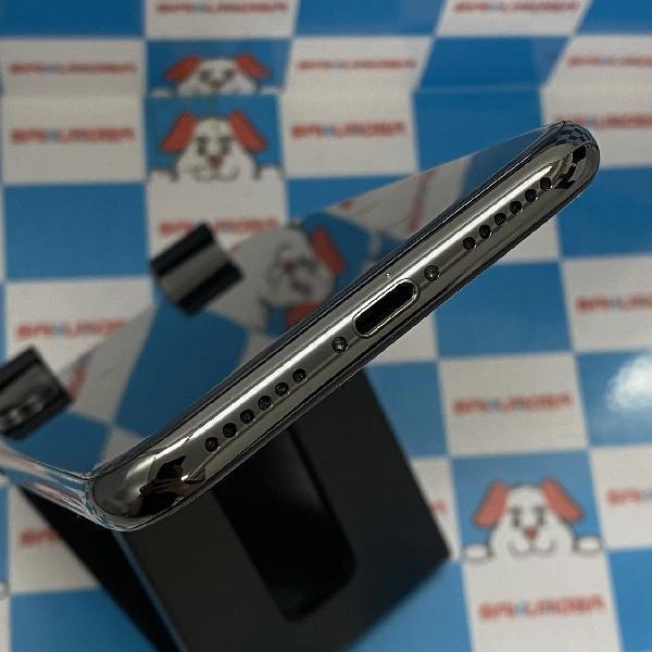 iPhoneX au 256GB NQC12J/A A1902