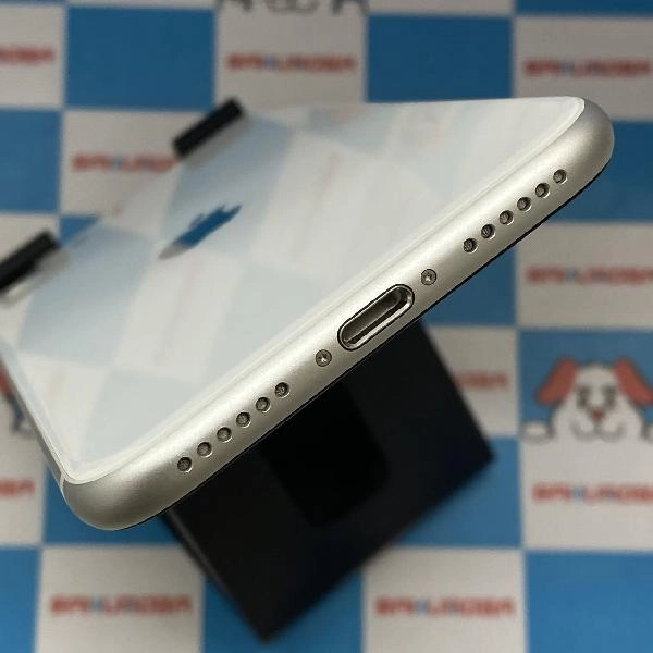 iPhoneSE 第2世代 SoftBank版SIMフリー 64GB MHGQ3J/A A2296 極美品 ホワイト