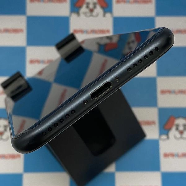 iPhoneSE 第3世代 docomo版SIMフリー 64GB MMYC3J/AA2782