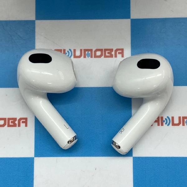 Apple AirPods 第3世代 Lightning充電ケース付き  MPNY3J/A A2897 新品同様 ホワイト