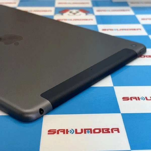 iPad 第8世代 docomo版SIMフリー 32GB MYMH2J/A A2429