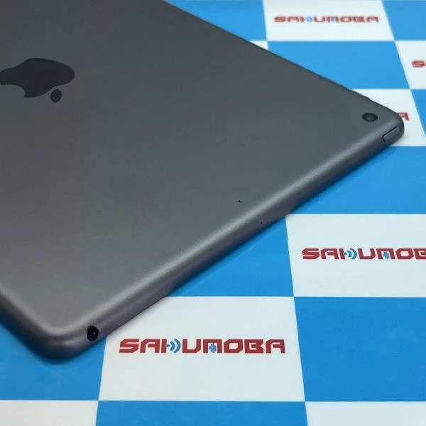 iPad 第7世代 Wi-Fiモデル 32GB MW742J/A A2197 極美品