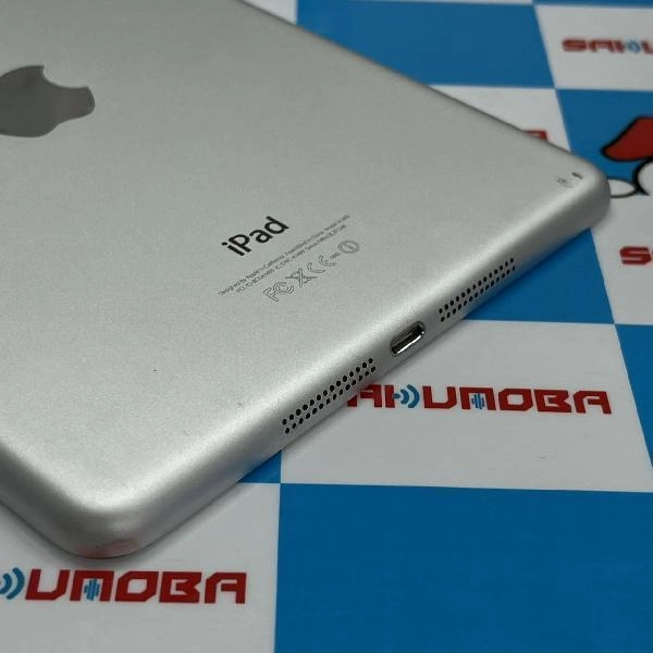 iPad mini 第2世代 Wi-Fiモデル 16GB ME279J/A A1489 シルバー