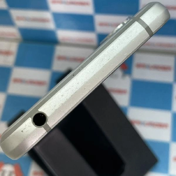 AQUOS sense3 basic SHV48 au 32GB