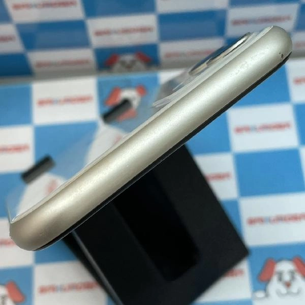 iPhone11 docomo版SIMフリー 128GB MWM22J/A A2221 ジャンク品 ホワイト