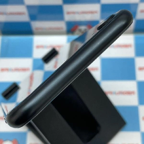 iPhoneSE 第3世代 au版SIMフリー 128GB MMYF3J/A A2782 美品