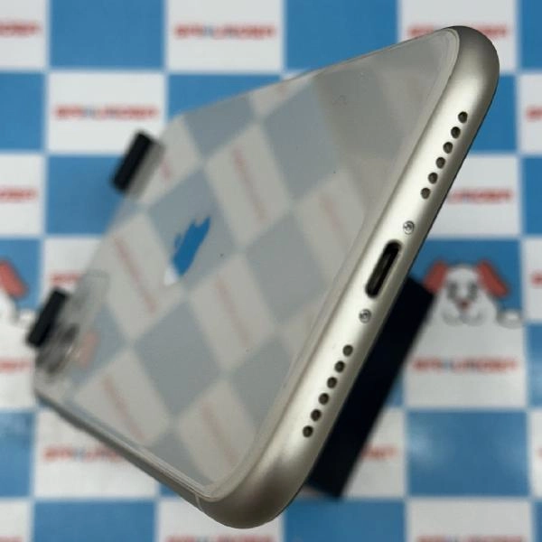 iPhone11 au版SIMフリー 64GB MWLT2J/A A2221 ジャンク品 ホワイト