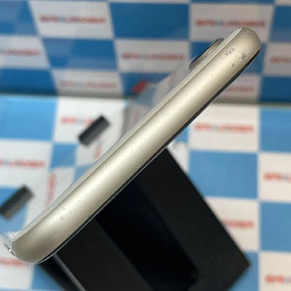 iPhoneSE 第3世代 SoftBank版SIMフリー 64GB MMYD3J/A A2782 ジャンク品