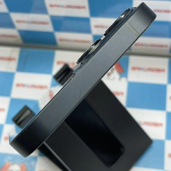 iPhone13 SoftBank版SIMフリー 256GB MLNH3J/A A2631 極美品