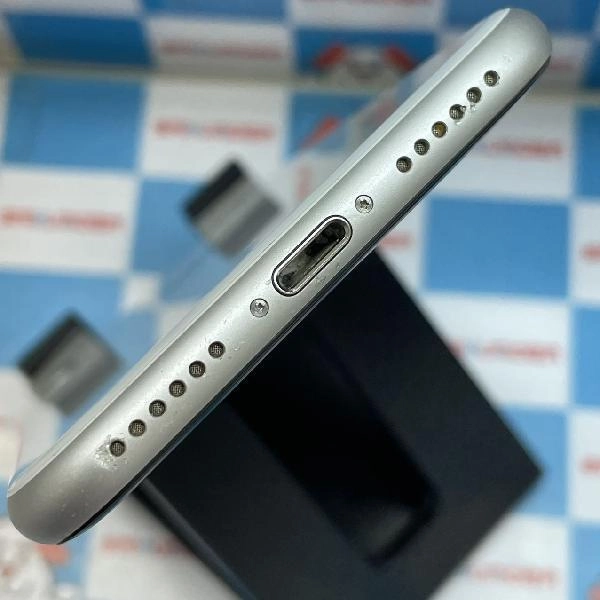 iPhoneSE 第2世代 au版SIMフリー 64GB MX9T2J/A A2296 ジャンク品 ホワイト