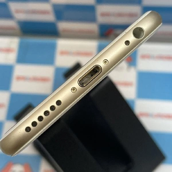 iPhone6 docomo 64GB MG4J2J/A A1586
