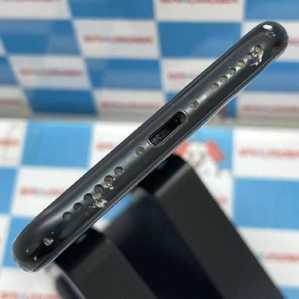 iPhoneSE 第3世代 SoftBank版SIMフリー 64GB MMYC3J/A A2872