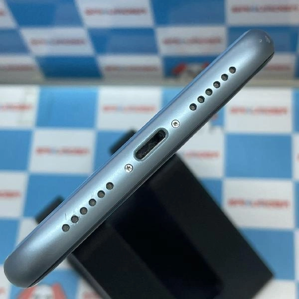 iPhoneXR Apple版SIMフリー 64GB MT0E2J/A A2106