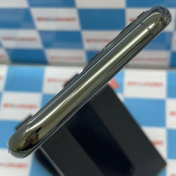 iPhone11 Pro docomo版SIMフリー 512GB MWCG2J/A A2215 極美品