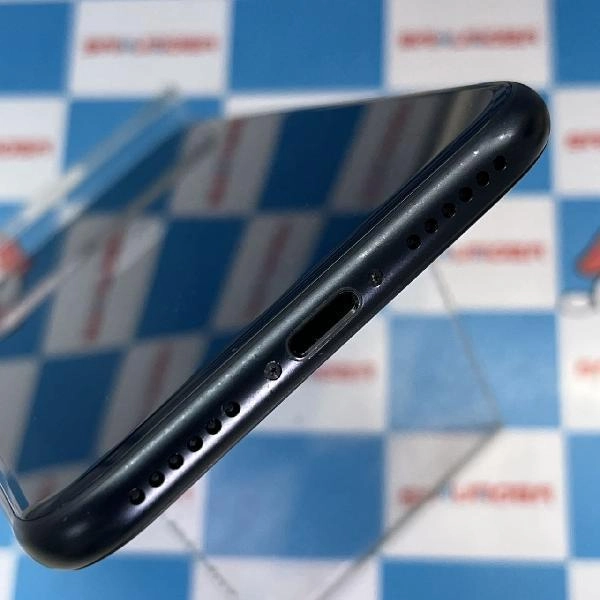 iPhoneSE 第3世代 SoftBank版SIMフリー 64GB MMYC3J/A A2782 極美品