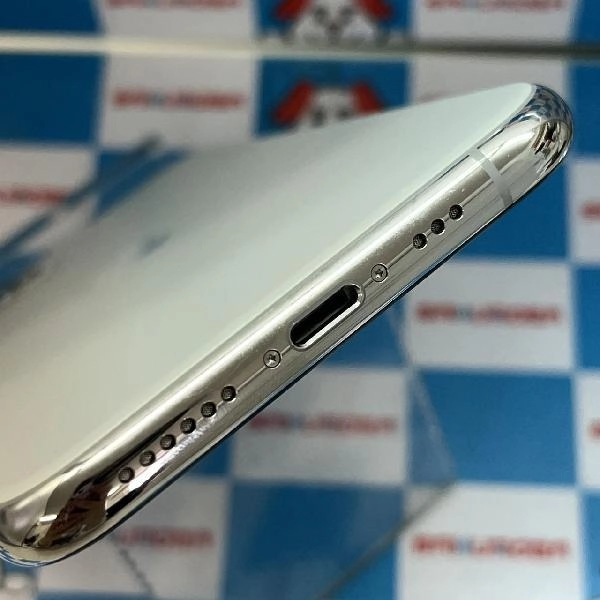 iPhone11 Pro SoftBank版SIMフリー 64GB MWC32J/A A2215 極美品