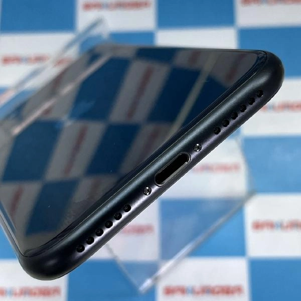 iPhoneSE 第3世代 SoftBank版SIMフリー 64GB MMYC3J/A A2782 極美品