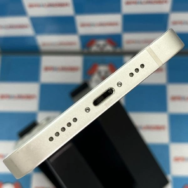 iPhone13 docomo版SIMフリー 128GB MLND3J/A A2631 極美品