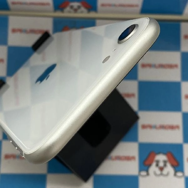 iPhoneSE 第2世代 Apple版SIMフリー 64GB MHGQ3J/A A2296 極美品 ホワイト