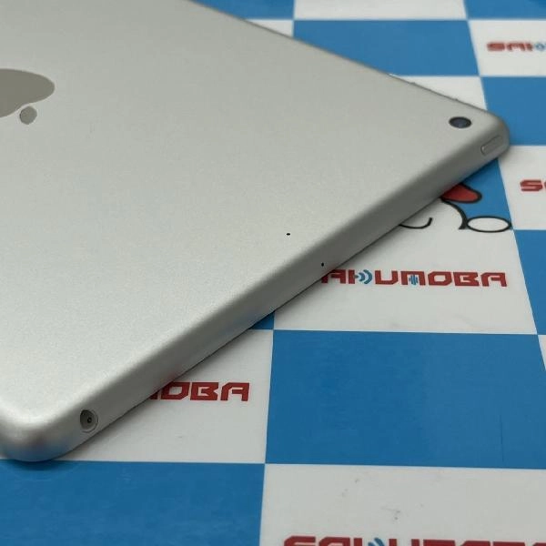 iPad 第6世代 Wi-Fiモデル 32GB MR7G2J/A A1893 極美品