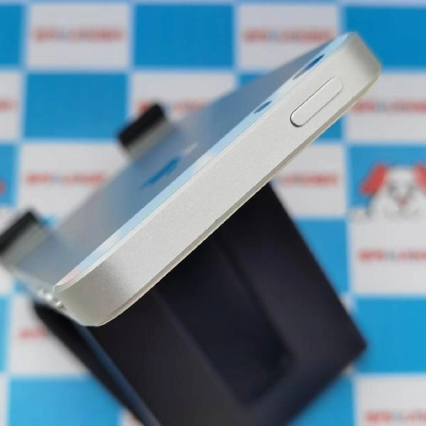 iPhoneSE SoftBank版SIMフリー 32GB MP832J/A A1723 極美品