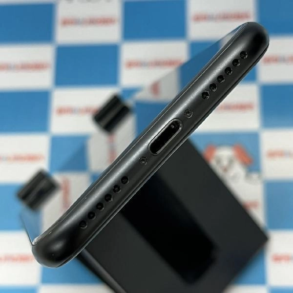 iPhoneSE 第2世代 docomo版SIMフリー 128GB MXD02J/A A2296 極美品 ブラック