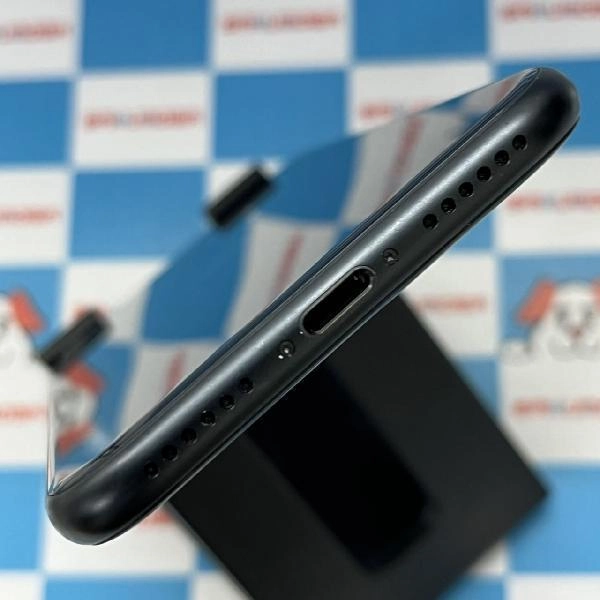 iPhoneSE 第3世代 au版SIMフリー 64GB MMYC3J/A A2782