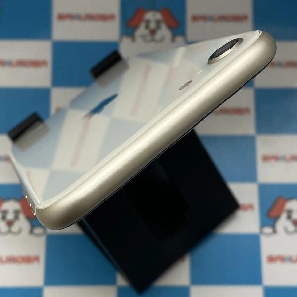 iPhoneSE 第3世代 au版SIMフリー 128GB MMYG3J/A A2782 極美品