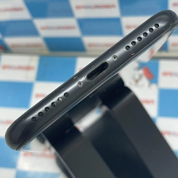 iPhoneSE 第2世代 Apple版SIMフリー 64GB MHGP3J/A A2296 ブラック