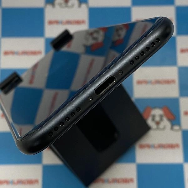 iPhoneSE 第3世代 SoftBank版SIMフリー 64GB MMYC3J/A A2782 極美品